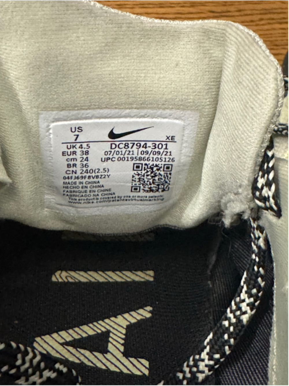 Nike Pegasus Trail 3 GORE-TEX Waterproof Running Shoes Olive Aura Women's 7 - Picture 9 of 11
